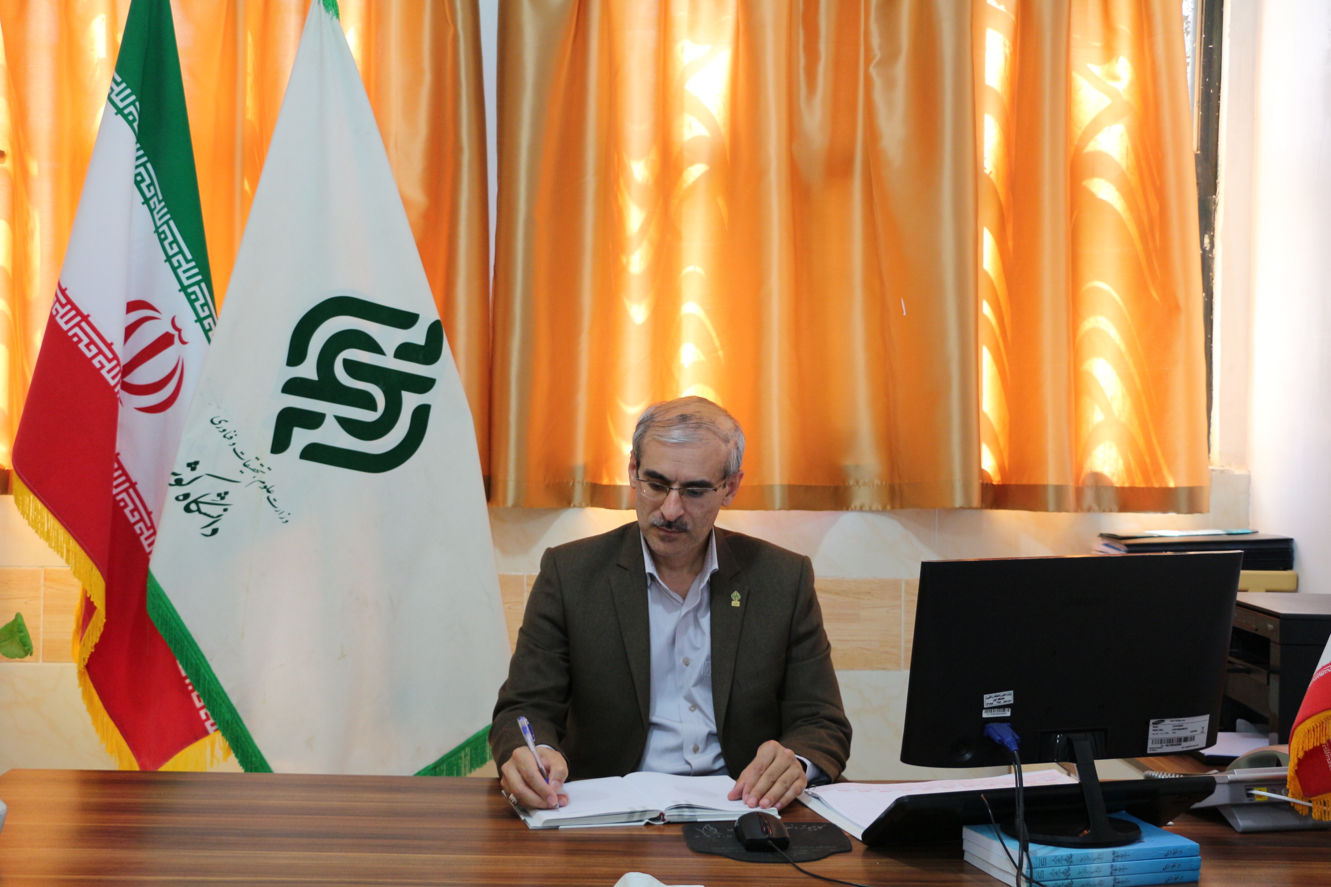 تامین محل اسکان کارکنان و اعضای هیات علمی
